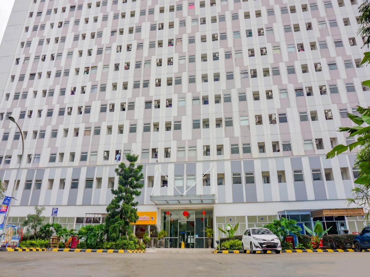 Oyo 90241 Sirooms Apartmen Gunung Putri Bogor Dış mekan fotoğraf