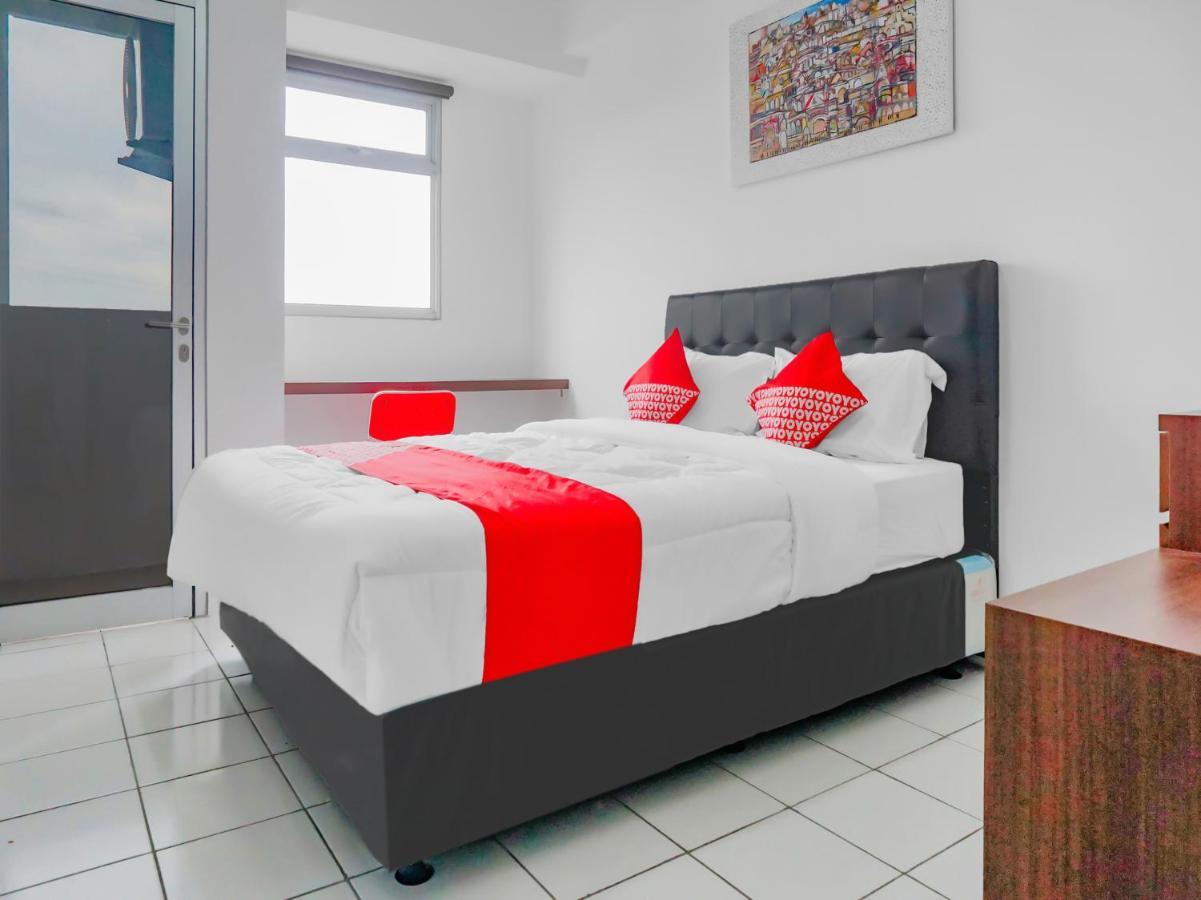 Oyo 90241 Sirooms Apartmen Gunung Putri Bogor Dış mekan fotoğraf
