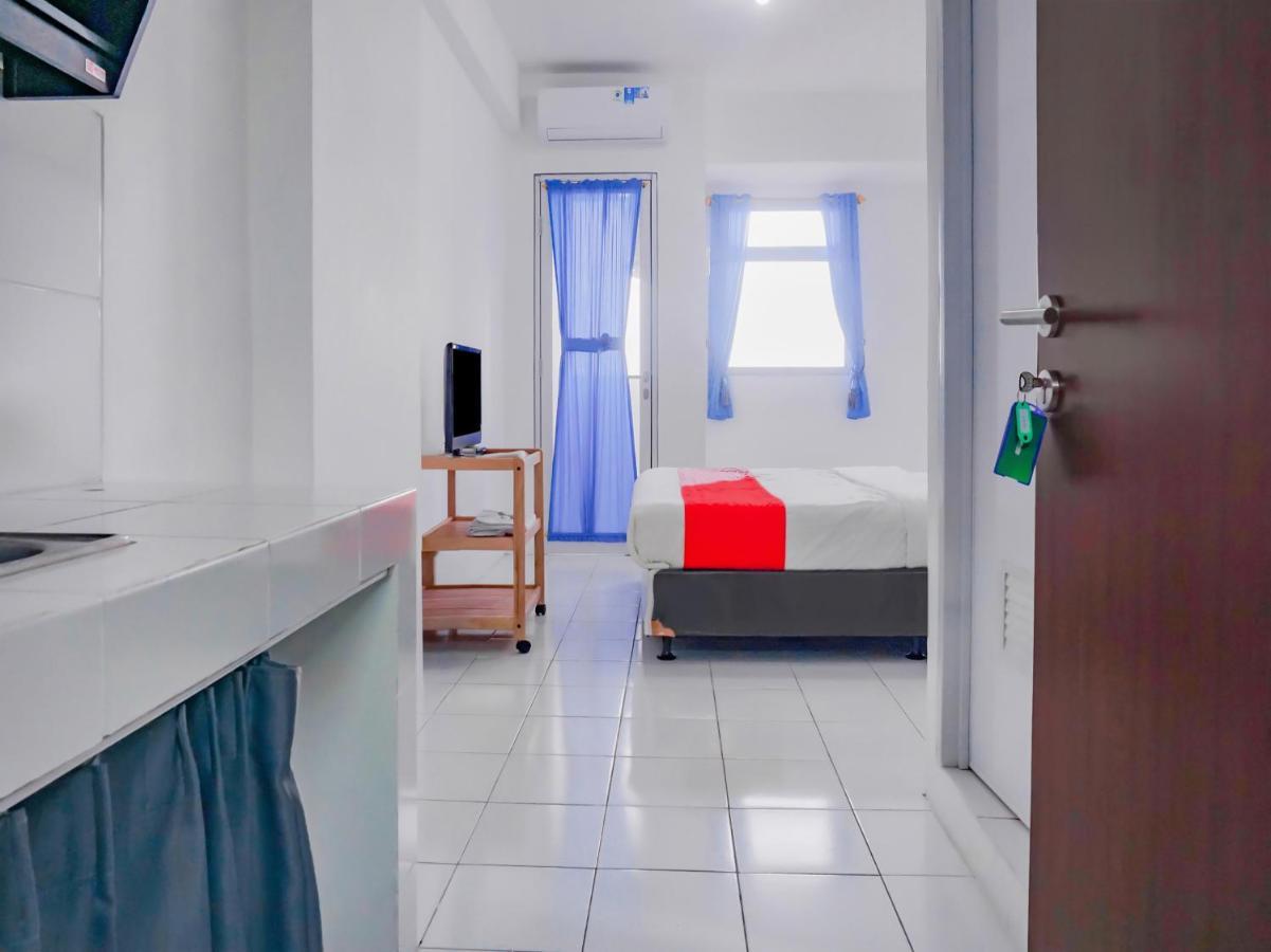 Oyo 90241 Sirooms Apartmen Gunung Putri Bogor Dış mekan fotoğraf